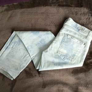 Hardly worn 7 for all Mankind crop